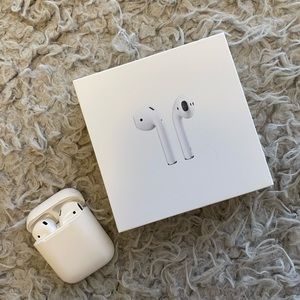 AirPods with Charging Case & Cord